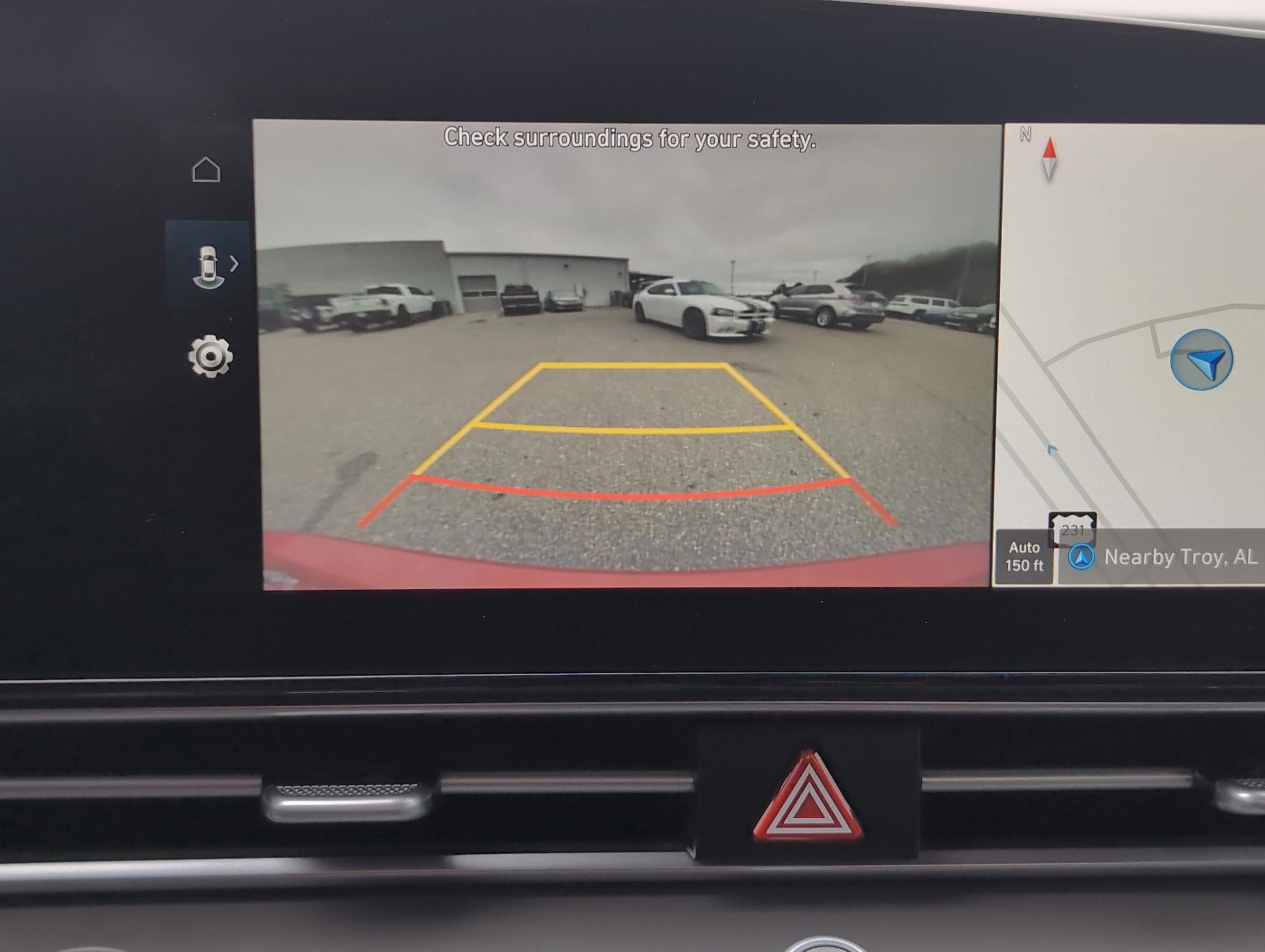 Used 2023 Hyundai Elantra SEL w/ Convenience Package image 25