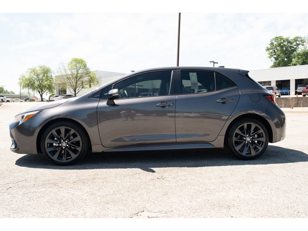 Used 2023 Toyota Corolla XSE FWD image 5