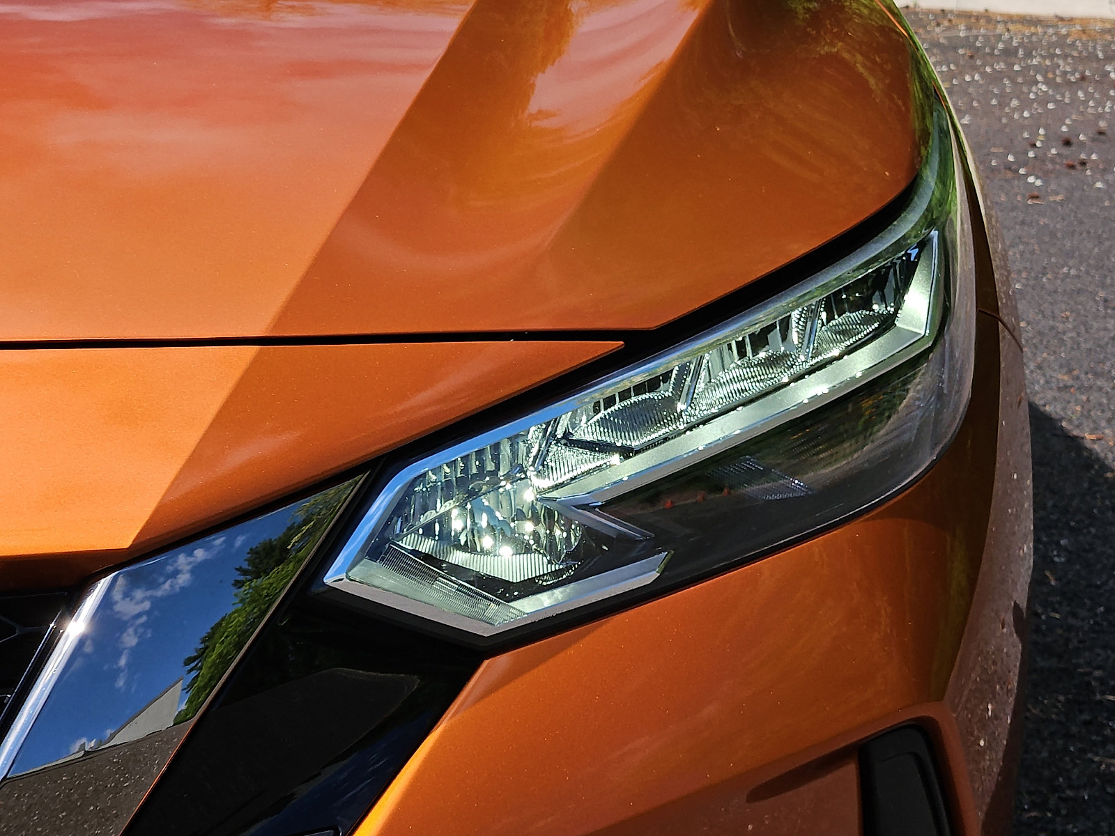 Certified 2023 Nissan Sentra SR w/ Electronics Package FWD image 9