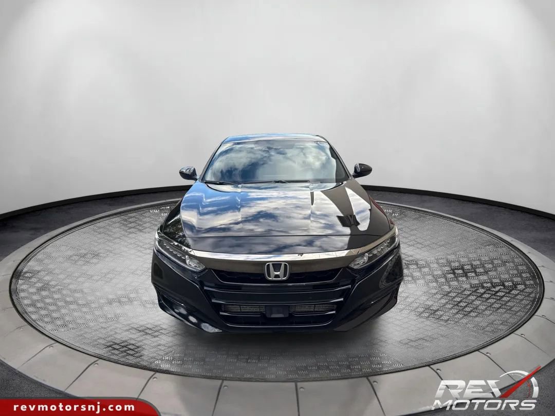 Used 2018 Honda Accord Sport image 8