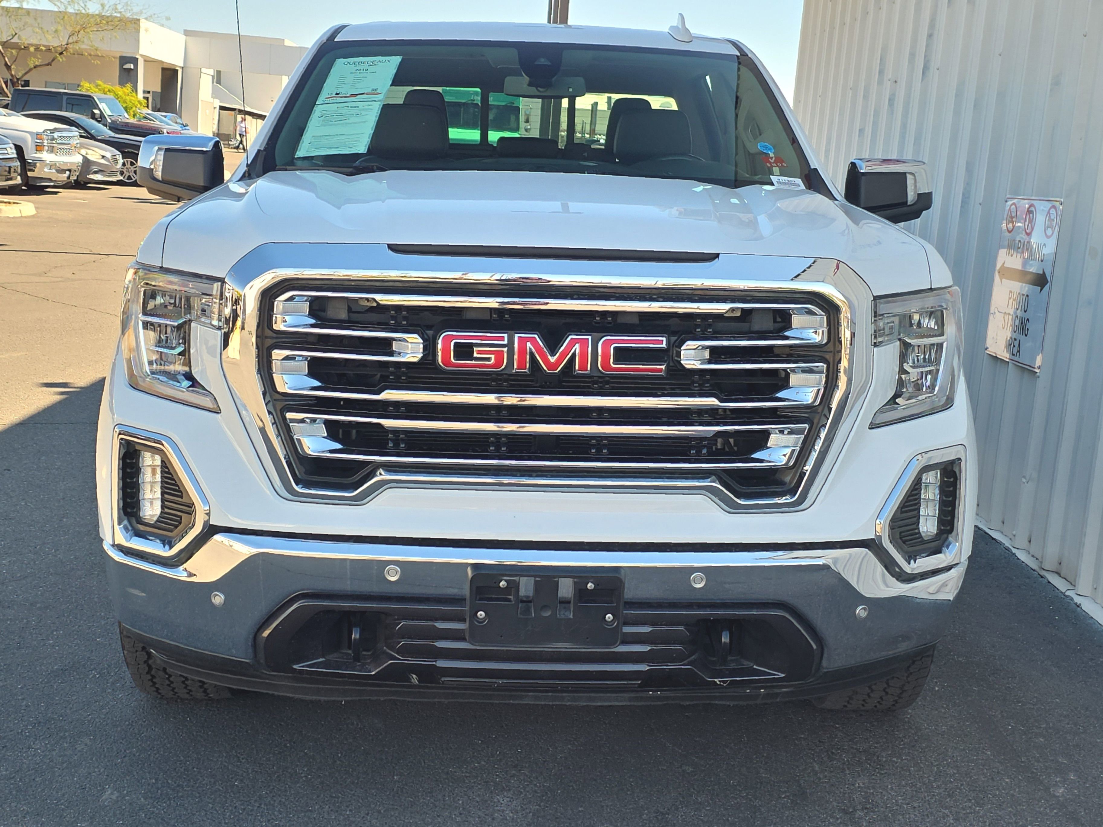 Used 2019 GMC Sierra 1500 SLT w/ SLT Premium Plus Package AWD/4WD image 2