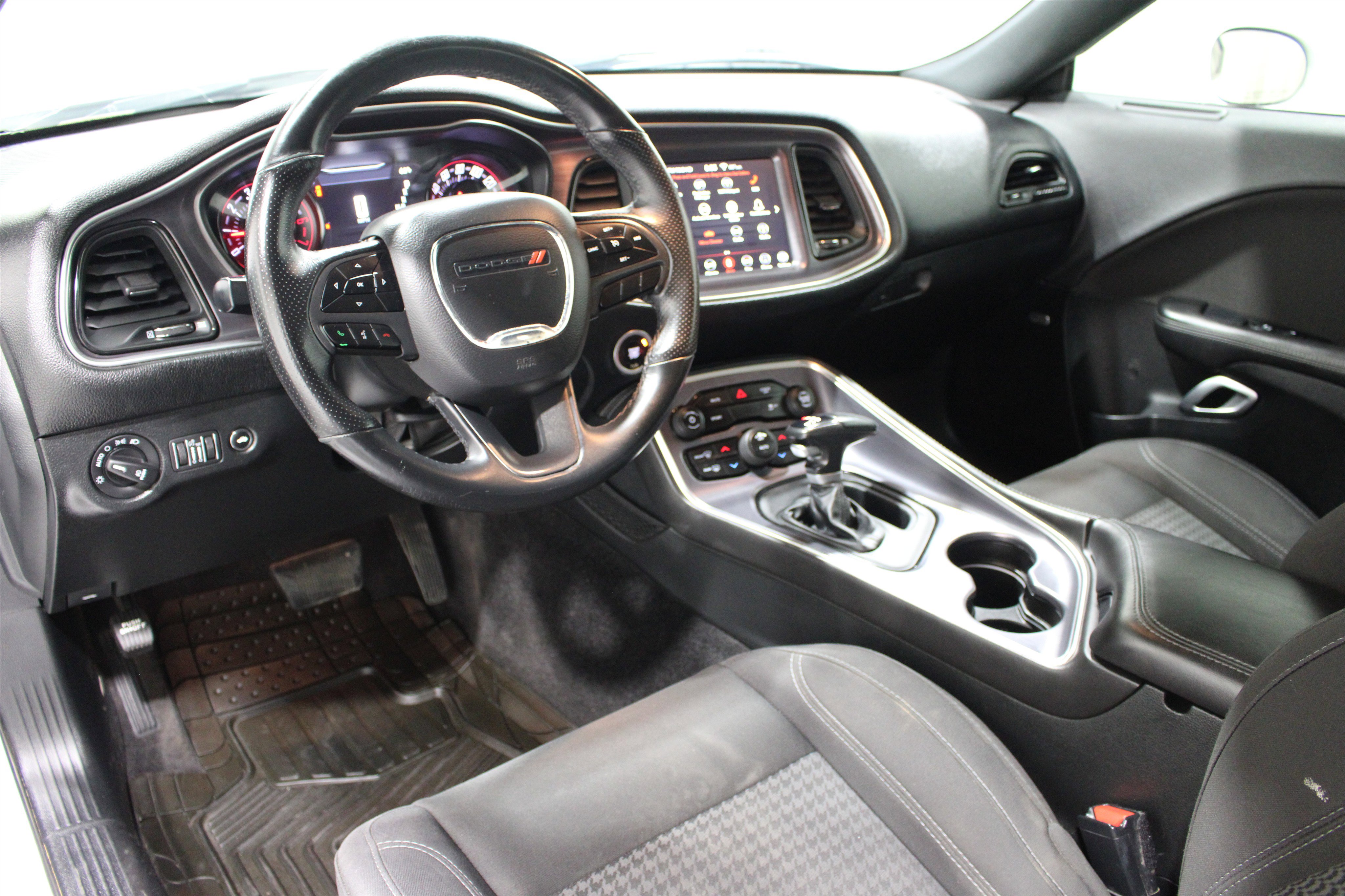 Used 2018 Dodge Challenger R/T w/ Blacktop Package image 2