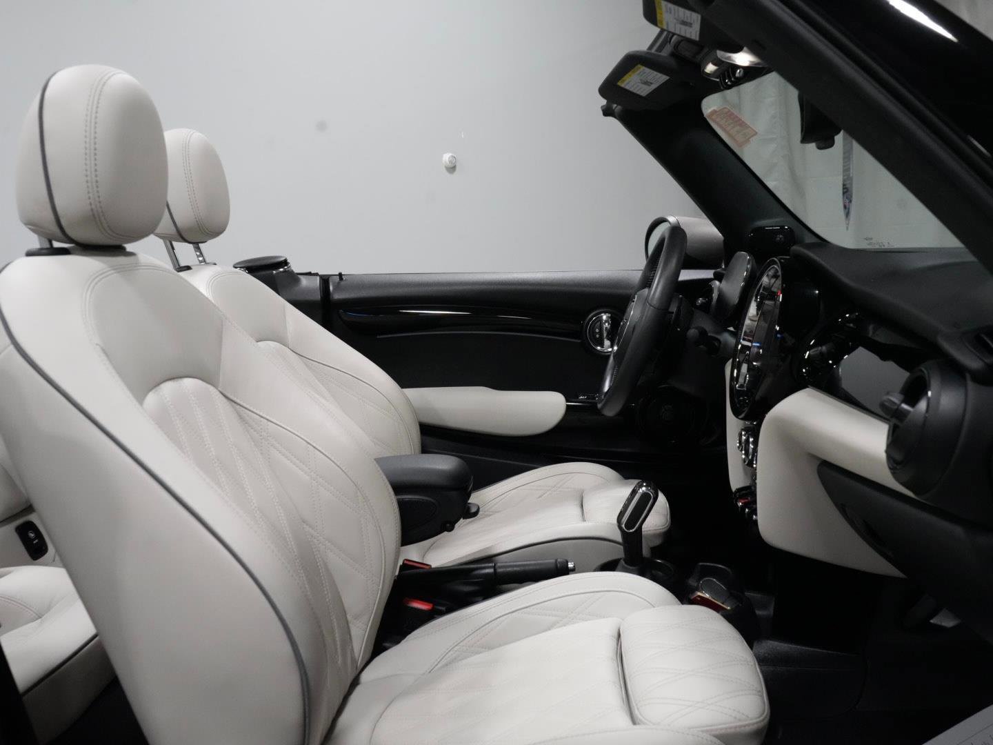 Certified 2023 MINI Cooper S image 7