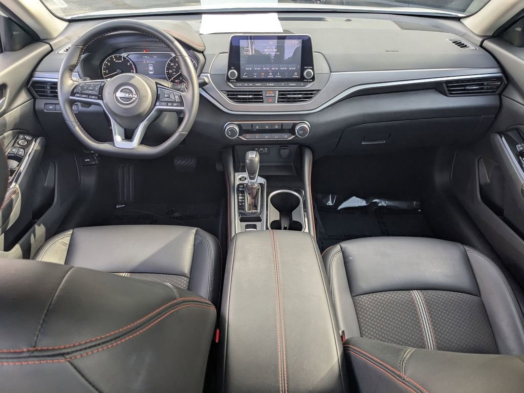 Used 2025 Nissan Altima 2.5 SR image 27