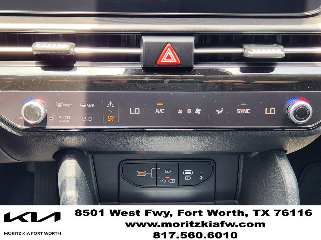 New 2026 Kia Sportage EX w/ EX Panorama Roof Package FWD image 14
