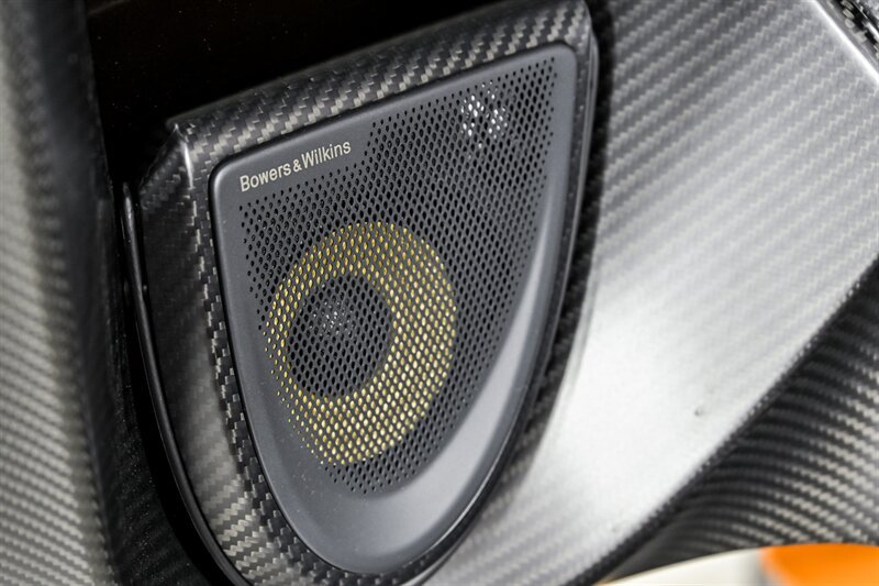 Used 2019 McLaren Senna RWD image 24