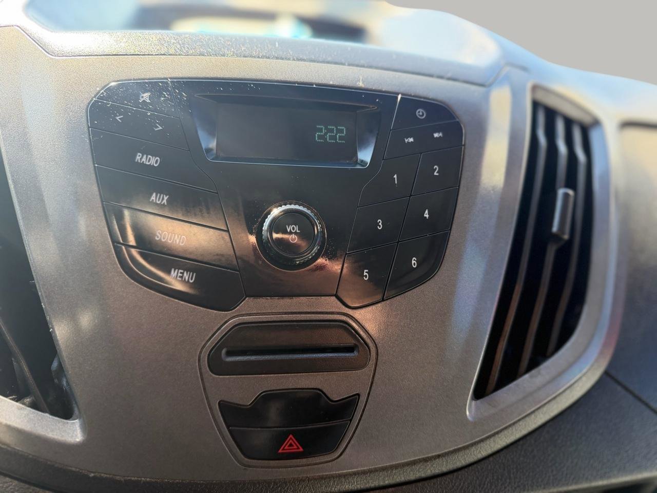 Used 2019 Ford Transit 350 XL image 41