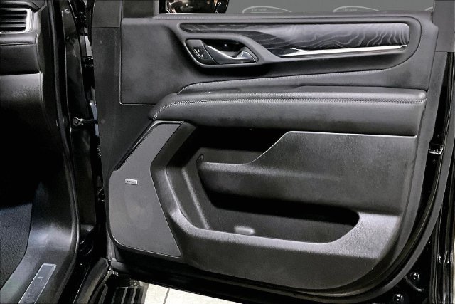 Used 2022 GMC Yukon Denali AWD/4WD image 14