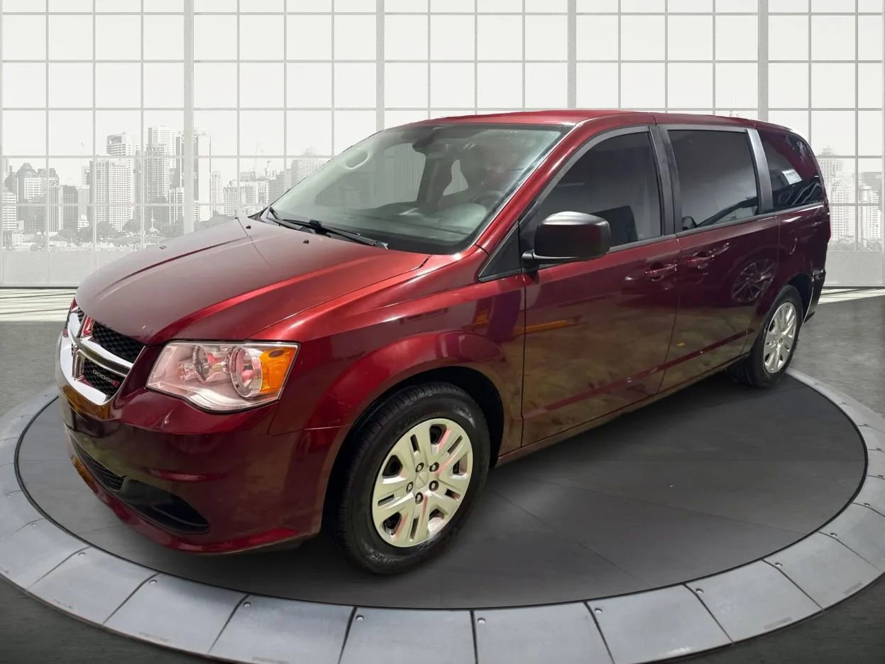 Used 2018 Dodge Grand Caravan SE w/ UConnect Hands-Free Group image 7