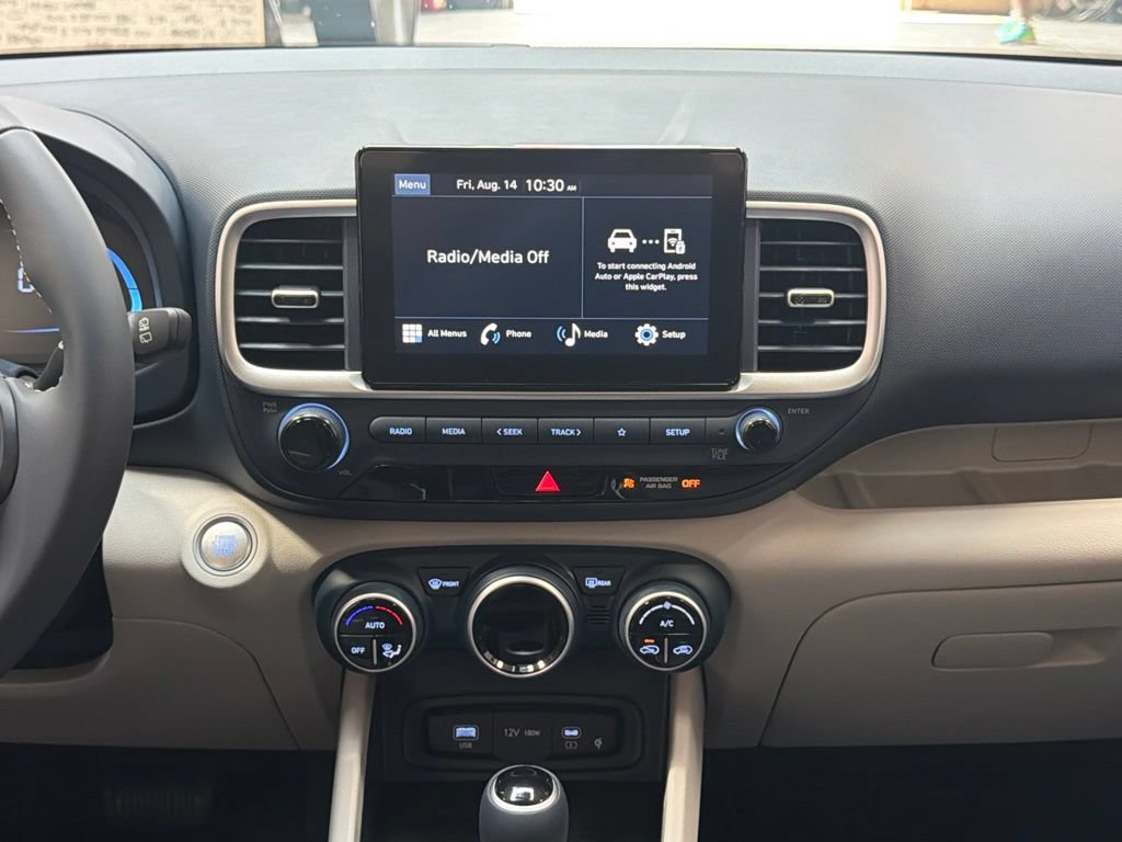 New 2026 Hyundai Venue SEL FWD image 15