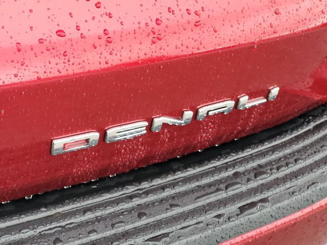Used 2024 GMC Yukon XL Denali AWD/4WD image 9