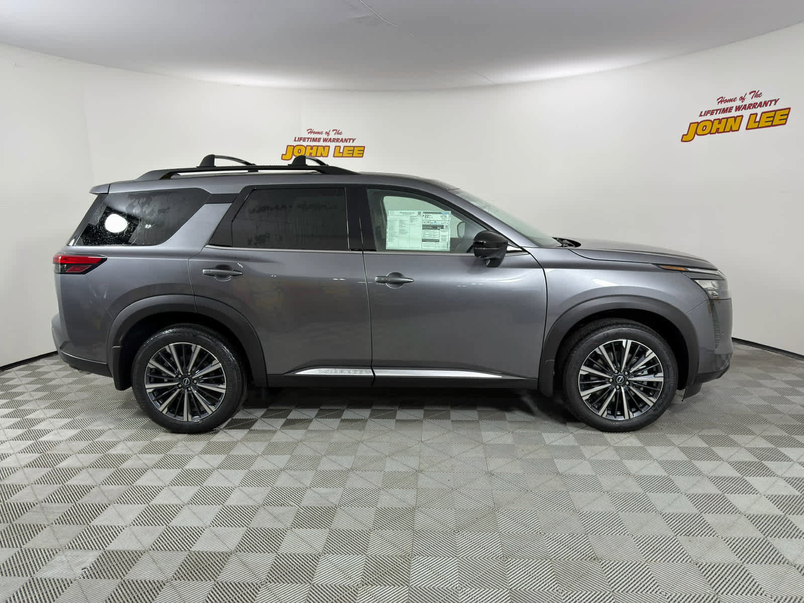 New 2026 Nissan Pathfinder Platinum w/ Cargo Package AWD/4WD image 7