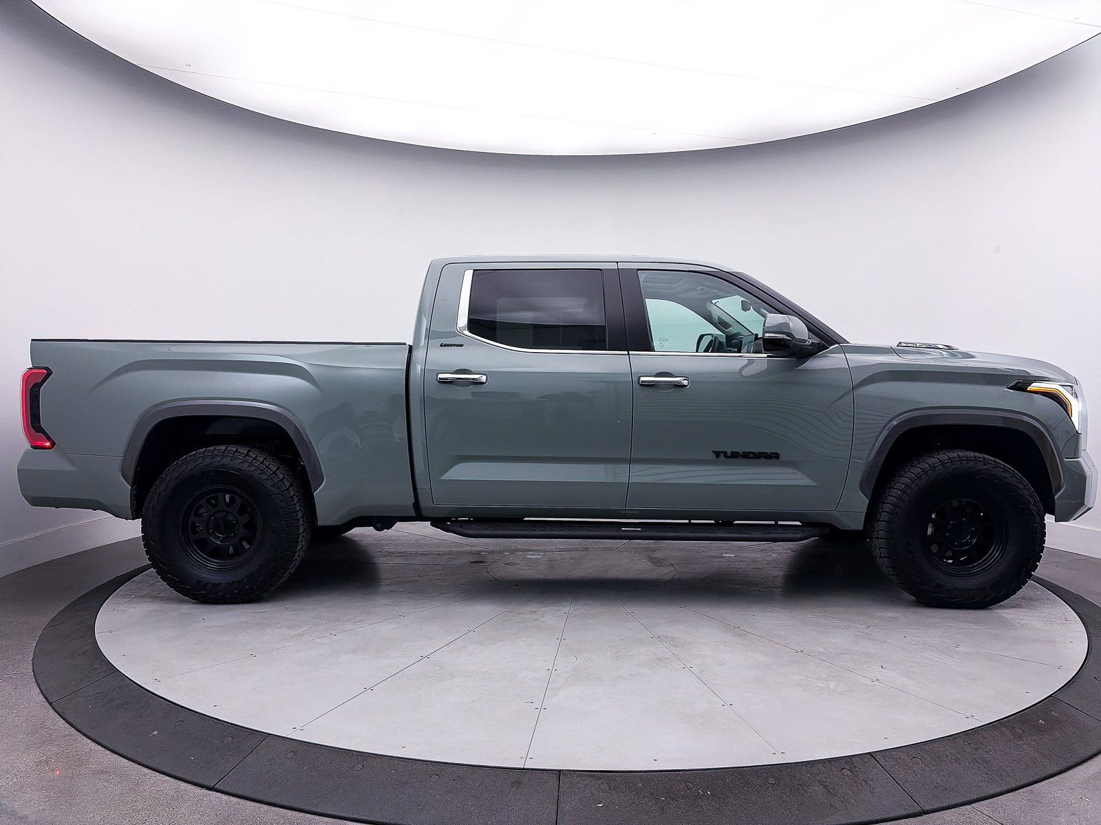 Used 2024 Toyota Tundra Limited image 41