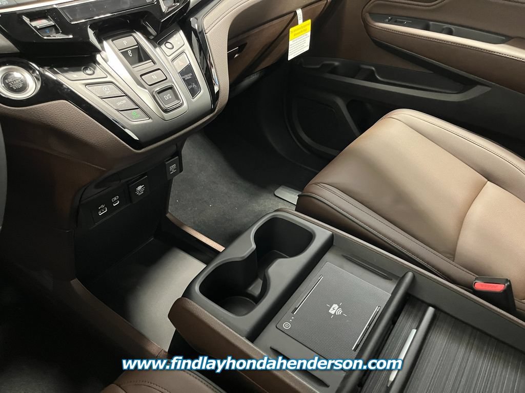 New 2026 Honda Odyssey Touring image 18