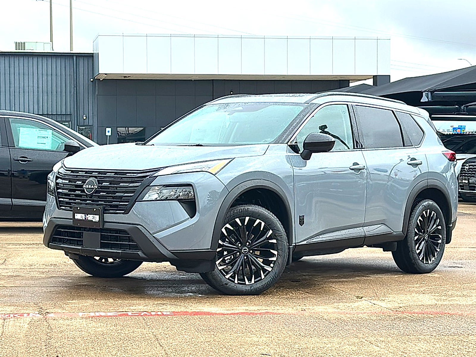 New 2026 Nissan Rogue Dark Armor FWD image 2