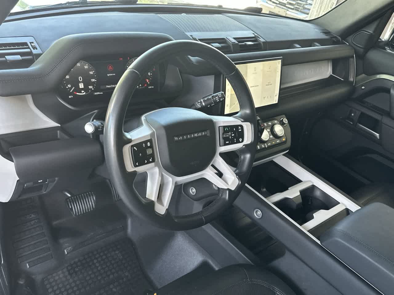 Used 2025 Land Rover Defender 110 S AWD/4WD image 13
