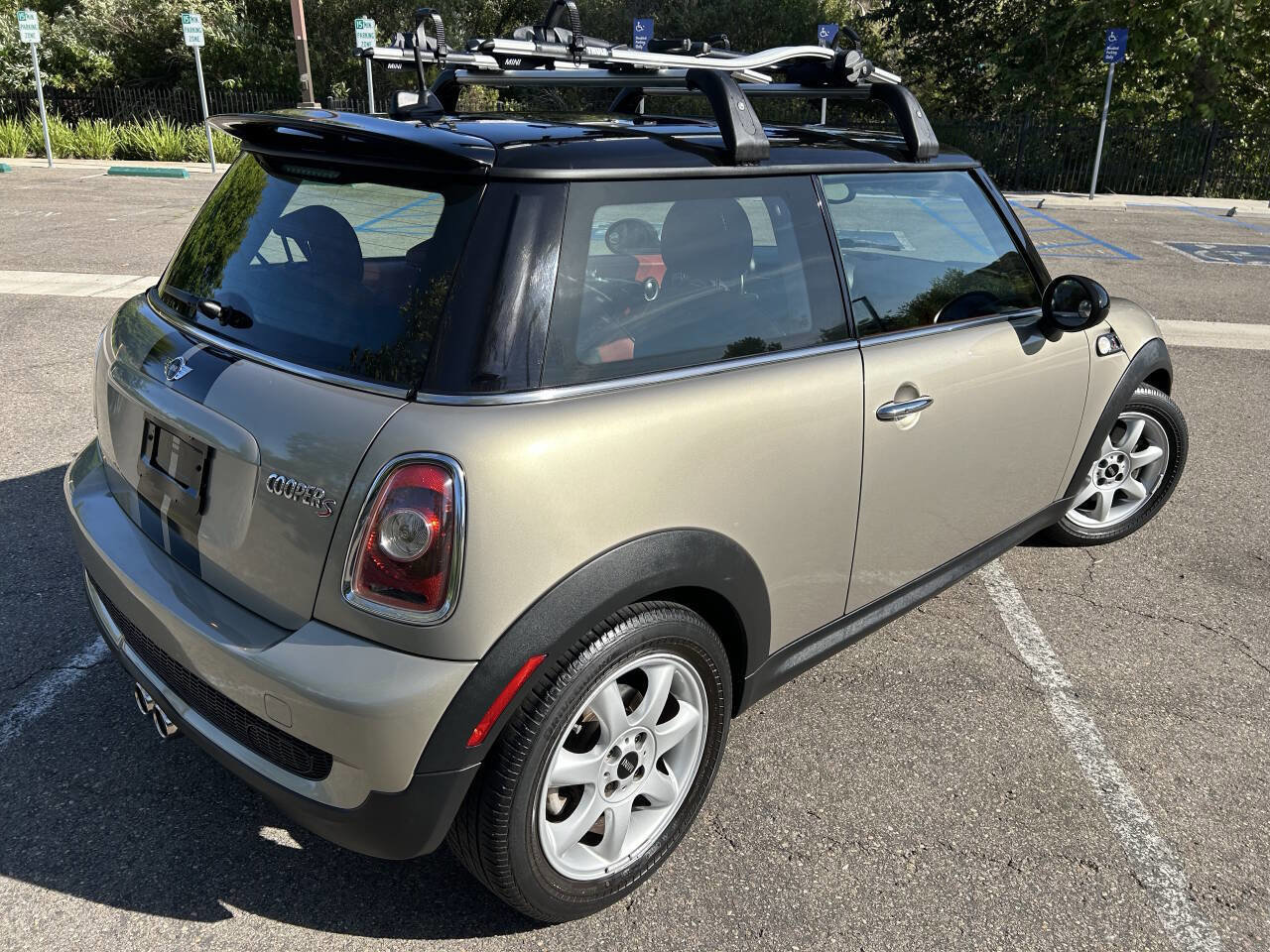 Used 2009 MINI Cooper S image 2