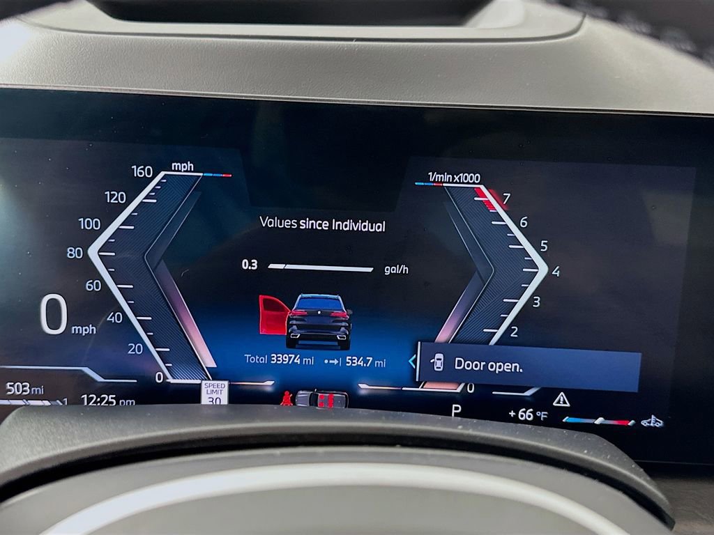 Certified 2024 BMW X5 xDrive40i w/ M Sport Package image 12