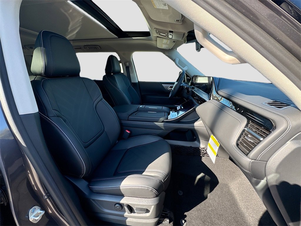 New 2026 INFINITI QX80 Luxe image 31