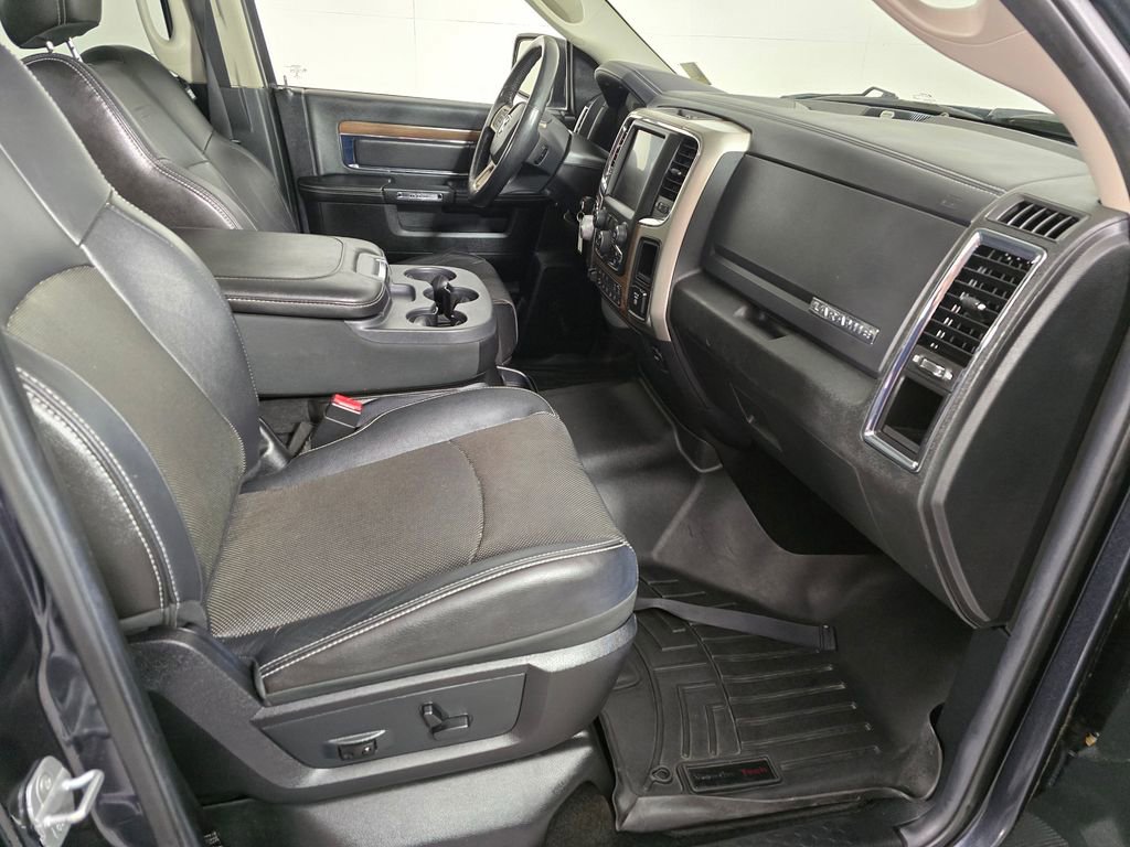 Used 2014 RAM 1500 Laramie image 11