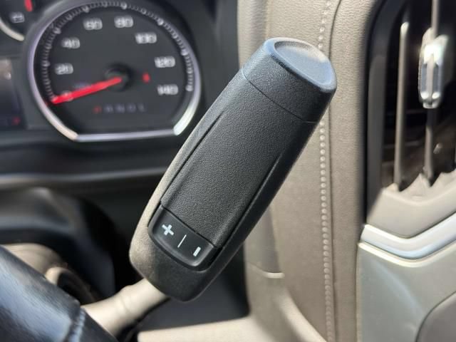 Used 2021 Chevrolet Silverado 1500 LTZ AWD/4WD image 24