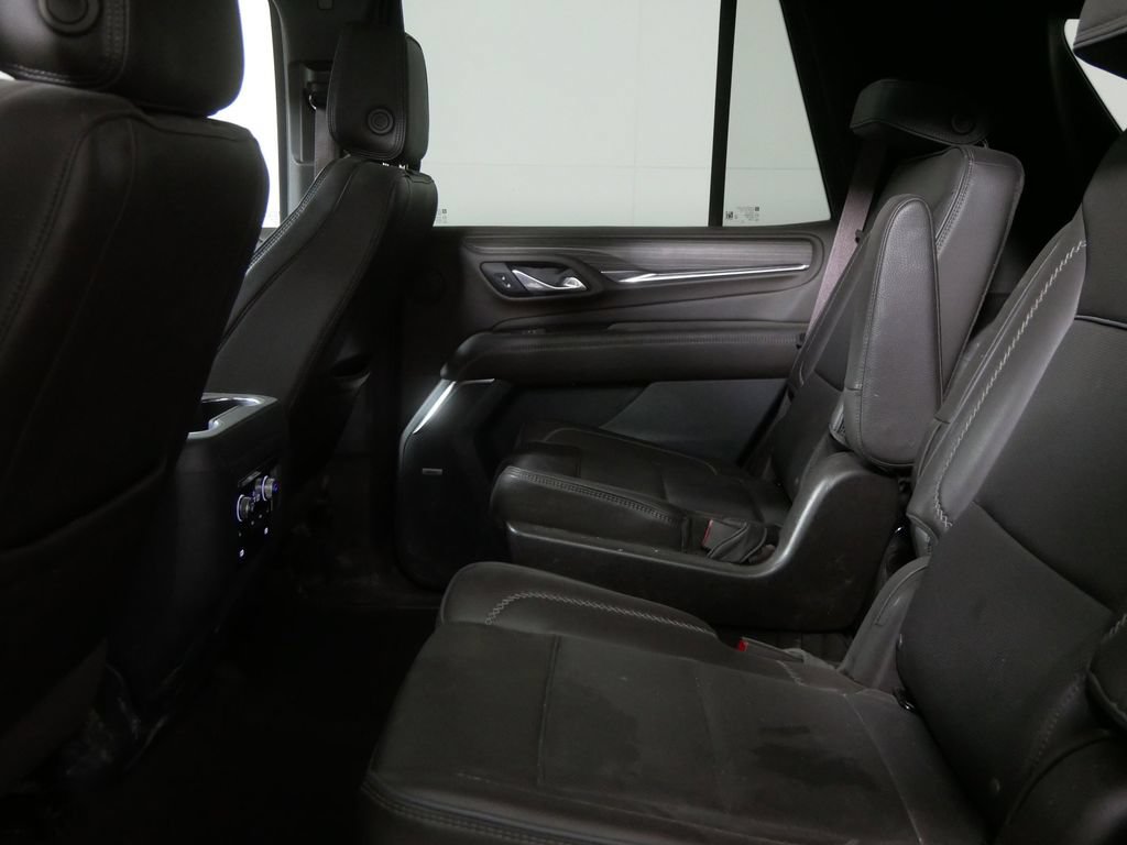 Used 2023 GMC Yukon Denali AWD/4WD image 17