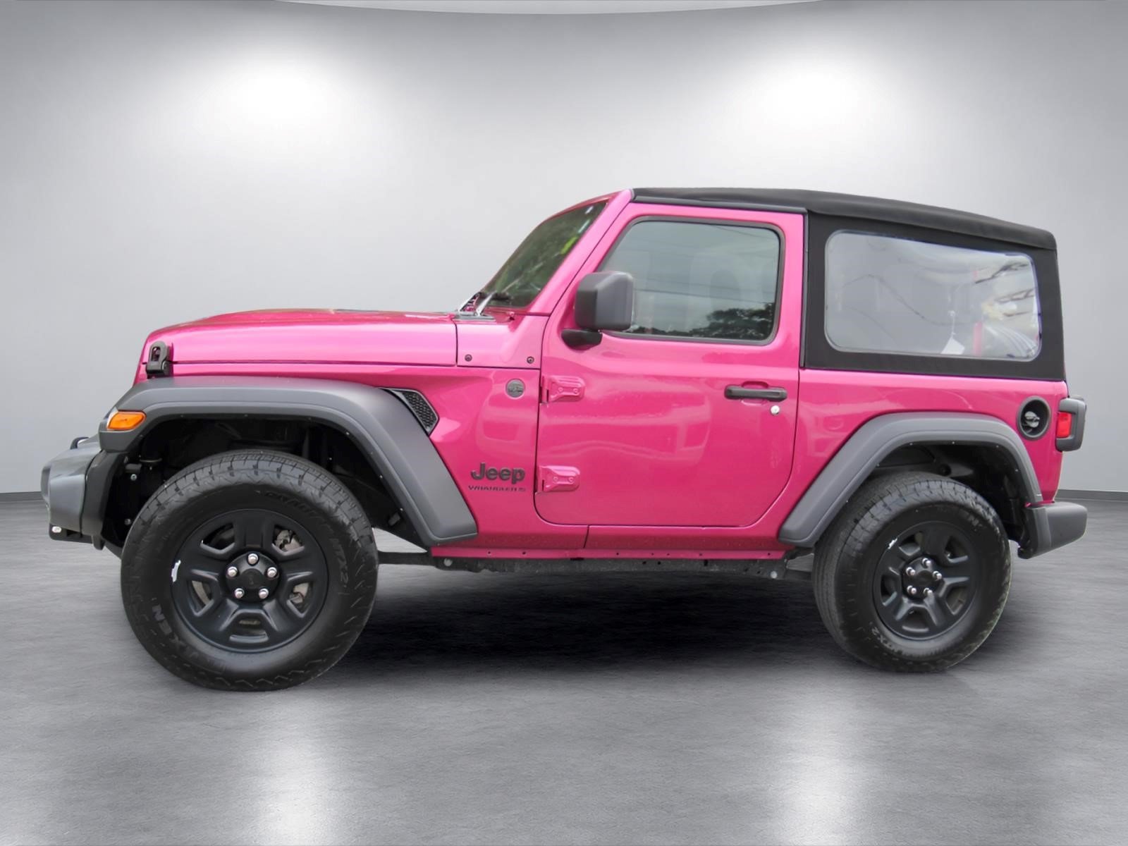 Used 2024 Jeep Wrangler Sport AWD/4WD image 4