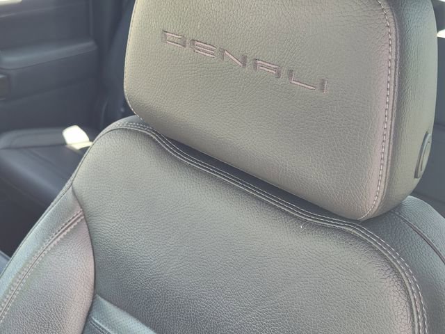 Used 2022 GMC Sierra 3500 Denali w/ Denali Ultimate Package image 15