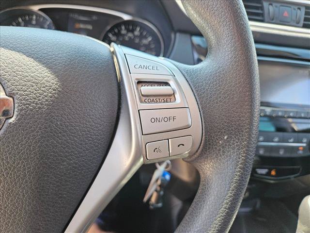 Used 2016 Nissan Rogue S FWD image 21