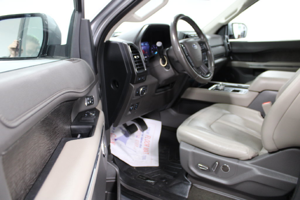 Used 2020 Ford Expedition Limited w/ Equipment Group 301A RWD image 14