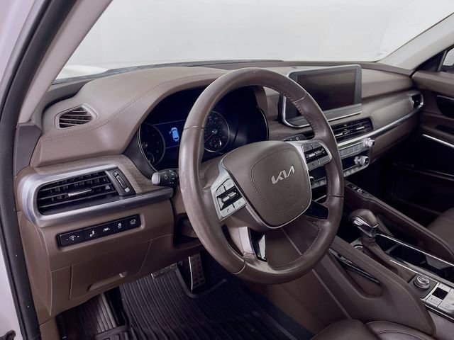 Used 2022 Kia Telluride SX w/ Towing Package FWD image 10