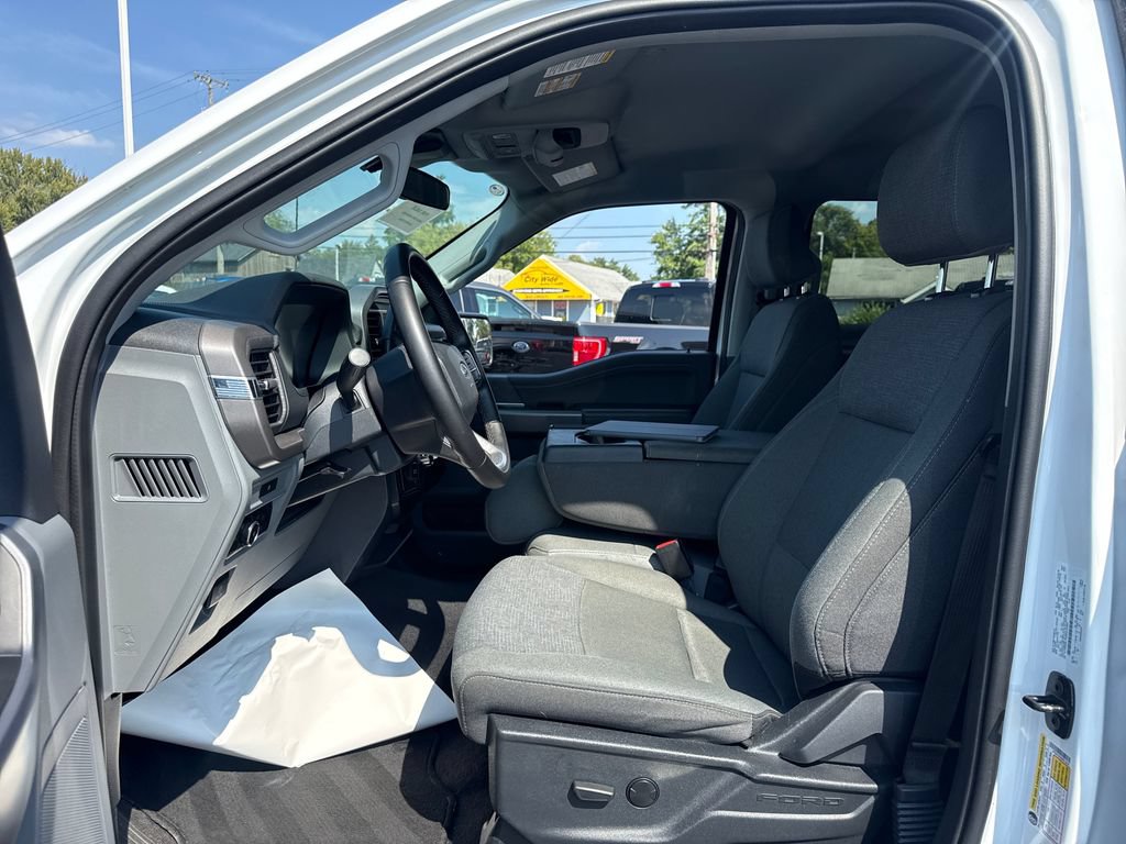 Used 2025 Ford F150 XLT w/ Equipment Group 301A Standard AWD/4WD image 19