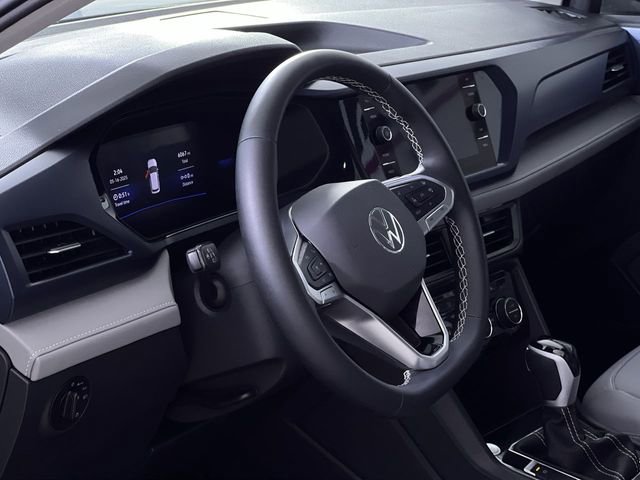 Used 2024 Volkswagen Taos SE image 22