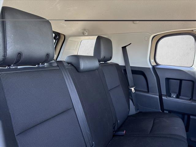 Used 2014 Toyota FJ Cruiser 4WD w/ Convenience Package image 16