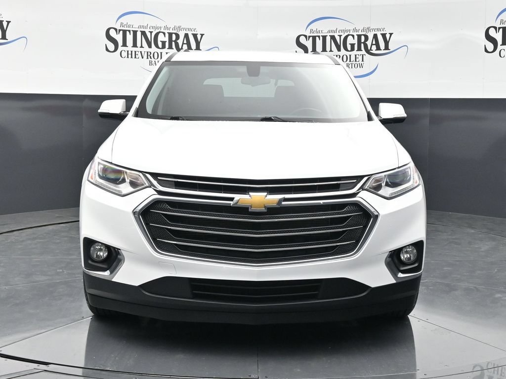 Used 2020 Chevrolet Traverse LT FWD image 2