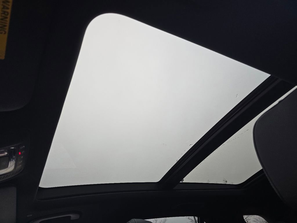 New 2026 Mercedes-Benz GLE 580 4MATIC image 3