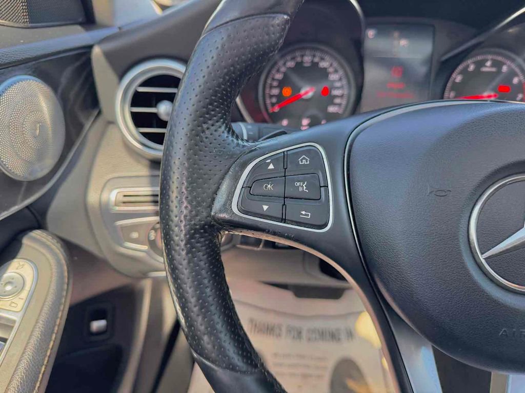 Used 2017 Mercedes-Benz C 300 4MATIC Sedan image 21