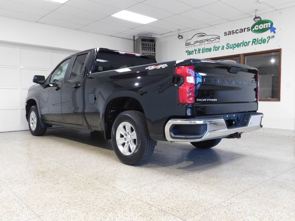 Used 2020 Chevrolet Silverado 1500 LT w/ Fleet Comfort Package AWD/4WD image 6