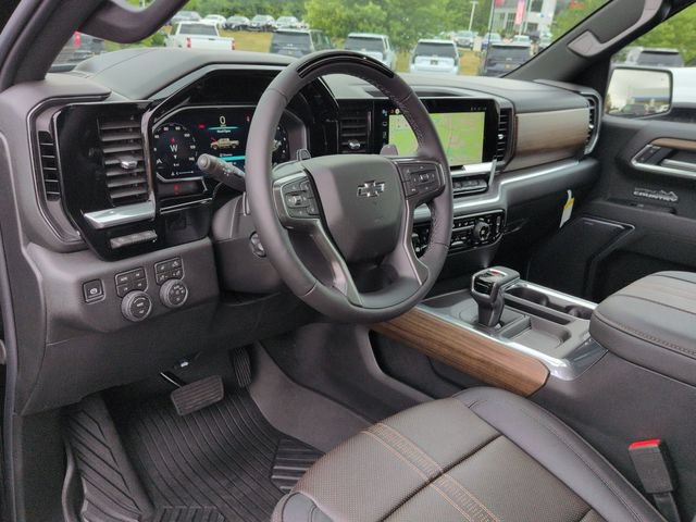 New 2026 Chevrolet Silverado 1500 High Country w/ Midnight Edition AWD/4WD image 12