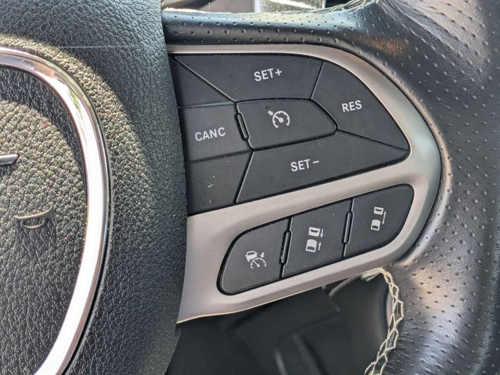 Used 2023 Dodge Challenger SRT Hellcat w/ Driver Convenience Group RWD image 18