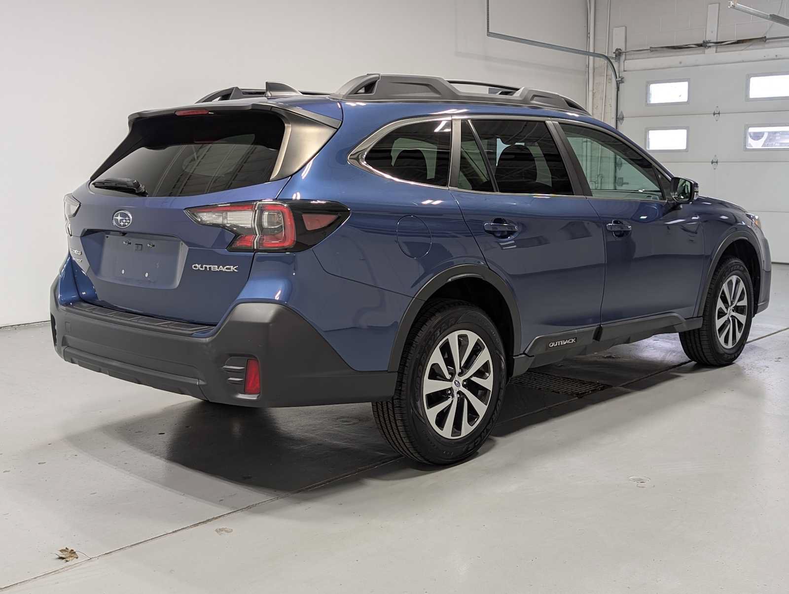 Used 2021 Subaru Outback Premium w/ Popular Package #1 AWD/4WD image 8