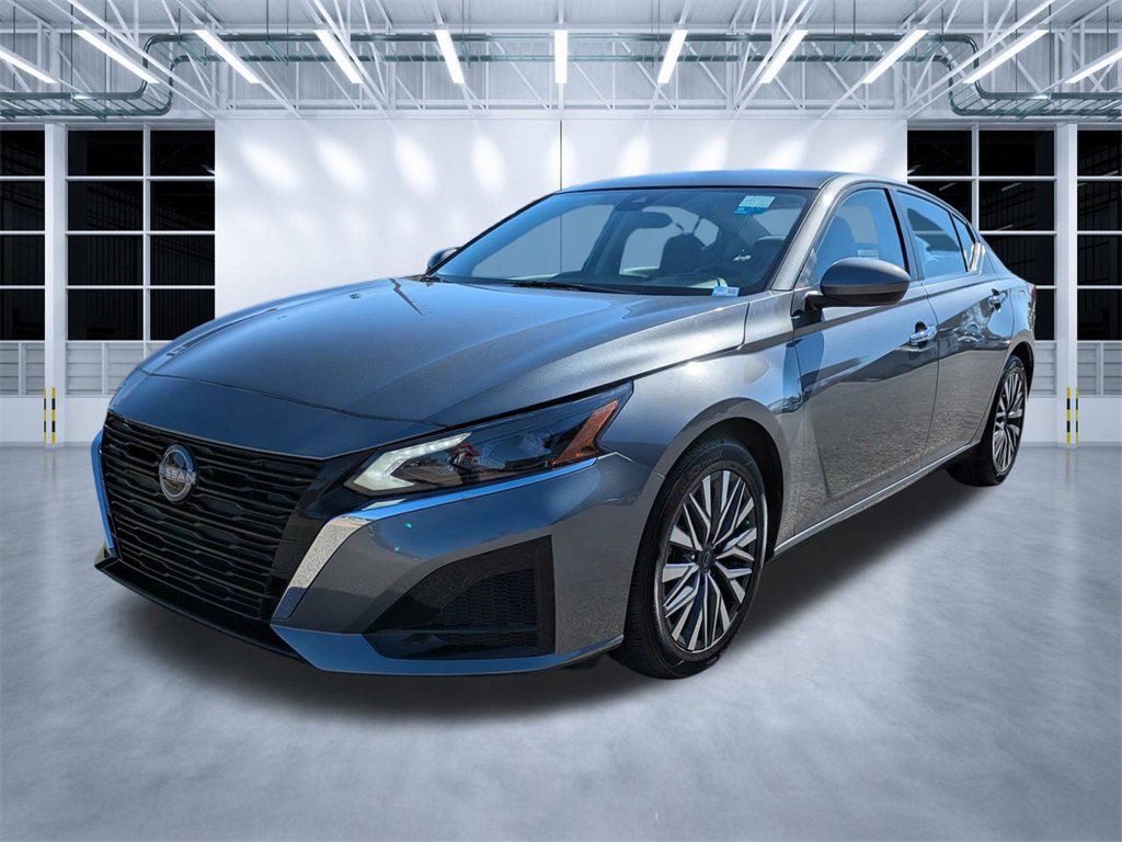 Used 2023 Nissan Altima 2.5 SV image 7