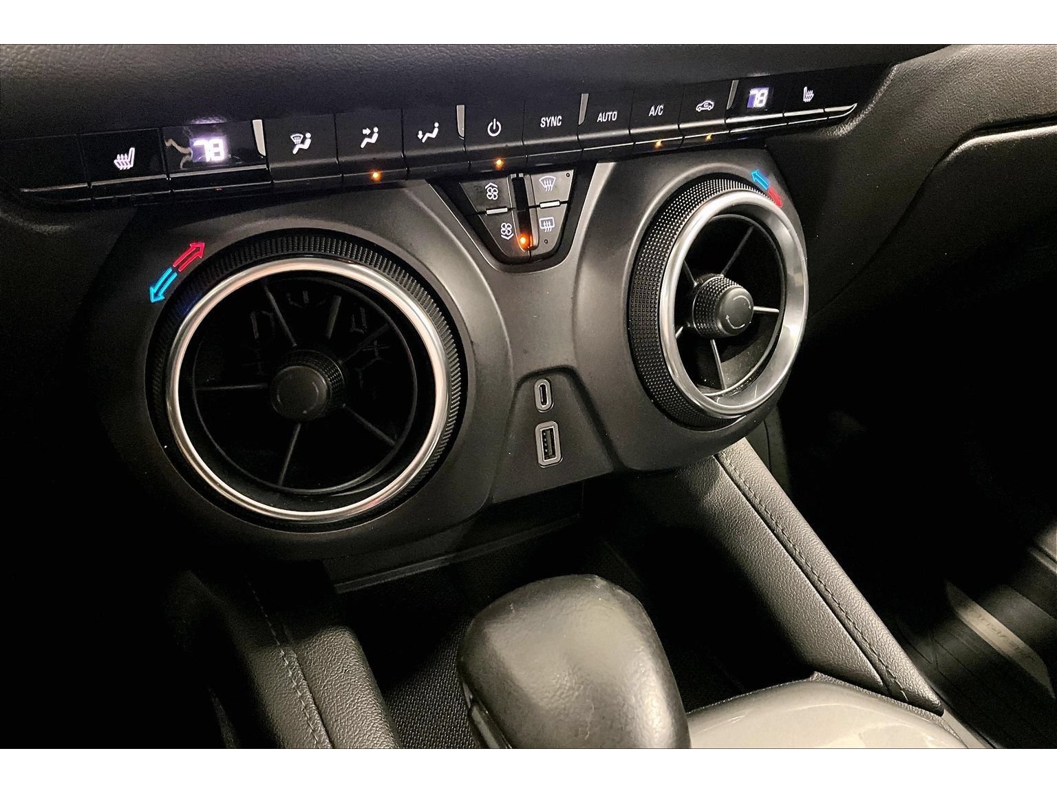 Used 2019 Chevrolet Blazer LT AWD/4WD image 24