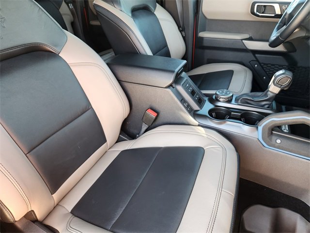 Used 2022 Ford Bronco Wildtrak image 14