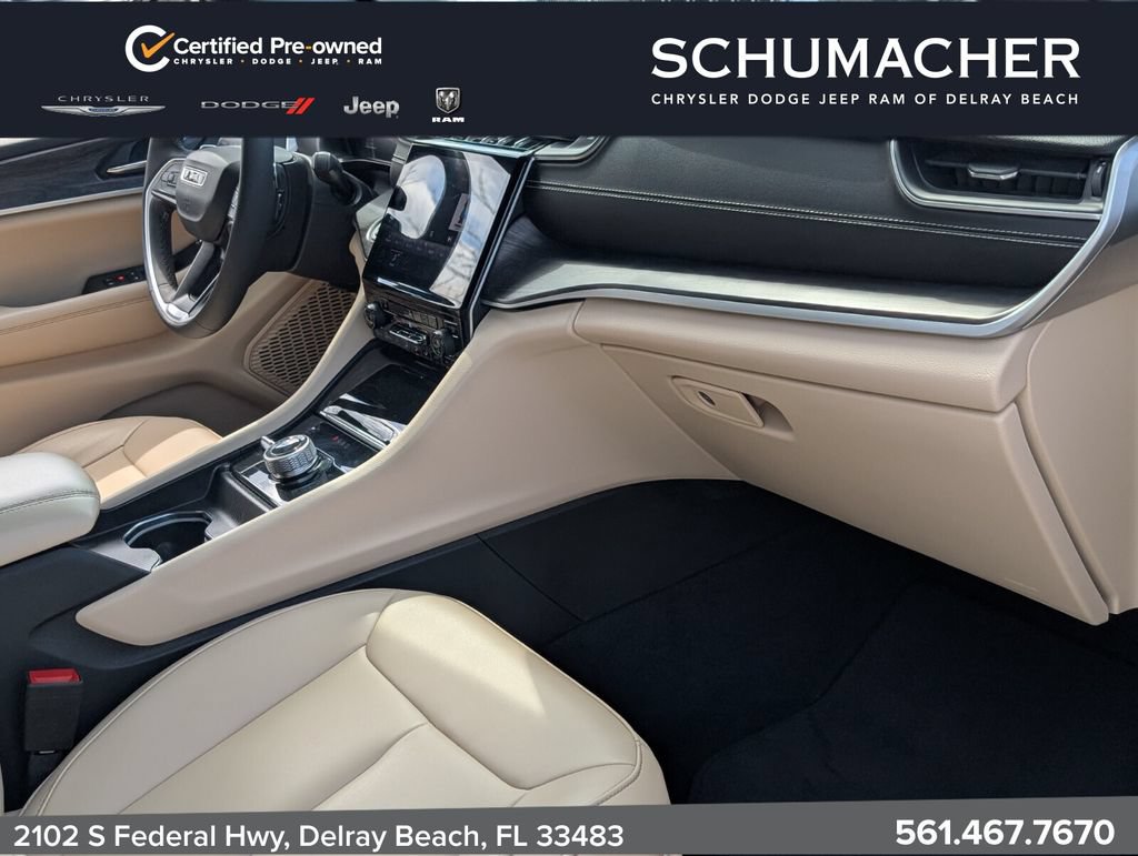 Certified 2024 Jeep Grand Cherokee Limited AWD/4WD image 19