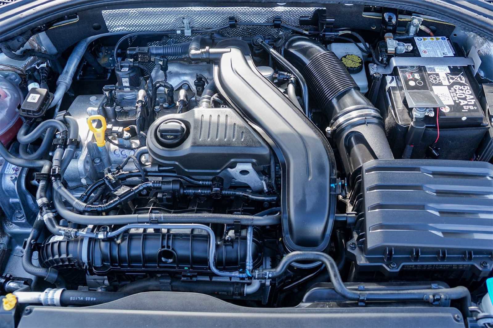 Used 2024 Volkswagen Jetta SE image 9