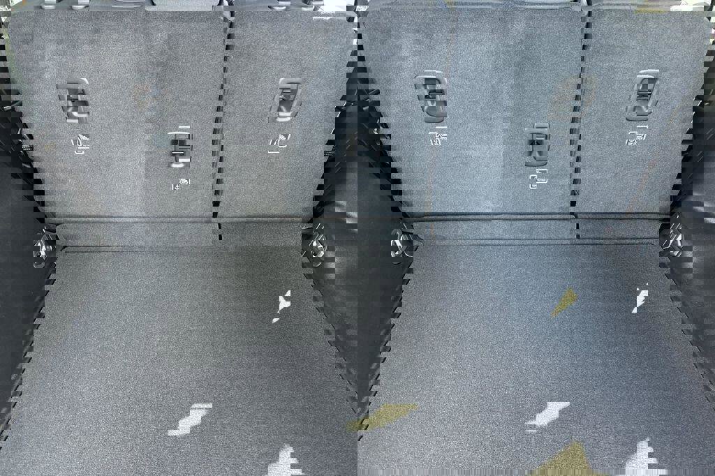 New 2025 Jeep Grand Cherokee Laredo X w/ Luxury Tech Group I image 15