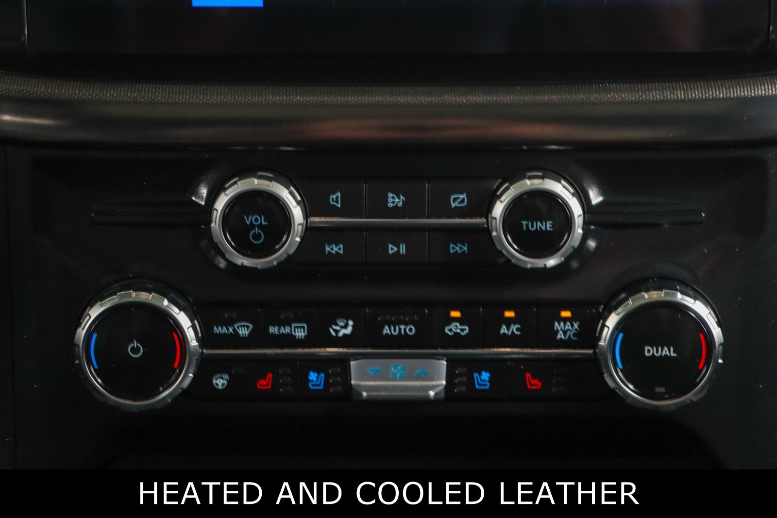 Used 2024 Ford F150 Lariat AWD/4WD image 21