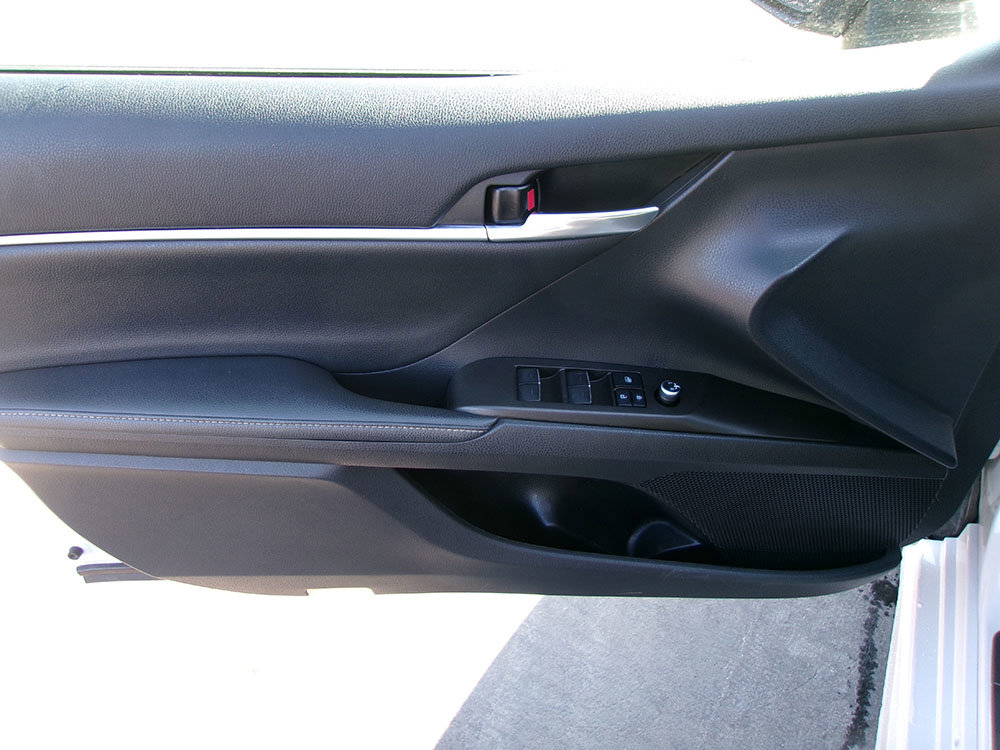 Used 2022 Toyota Camry XSE AWD/4WD image 16