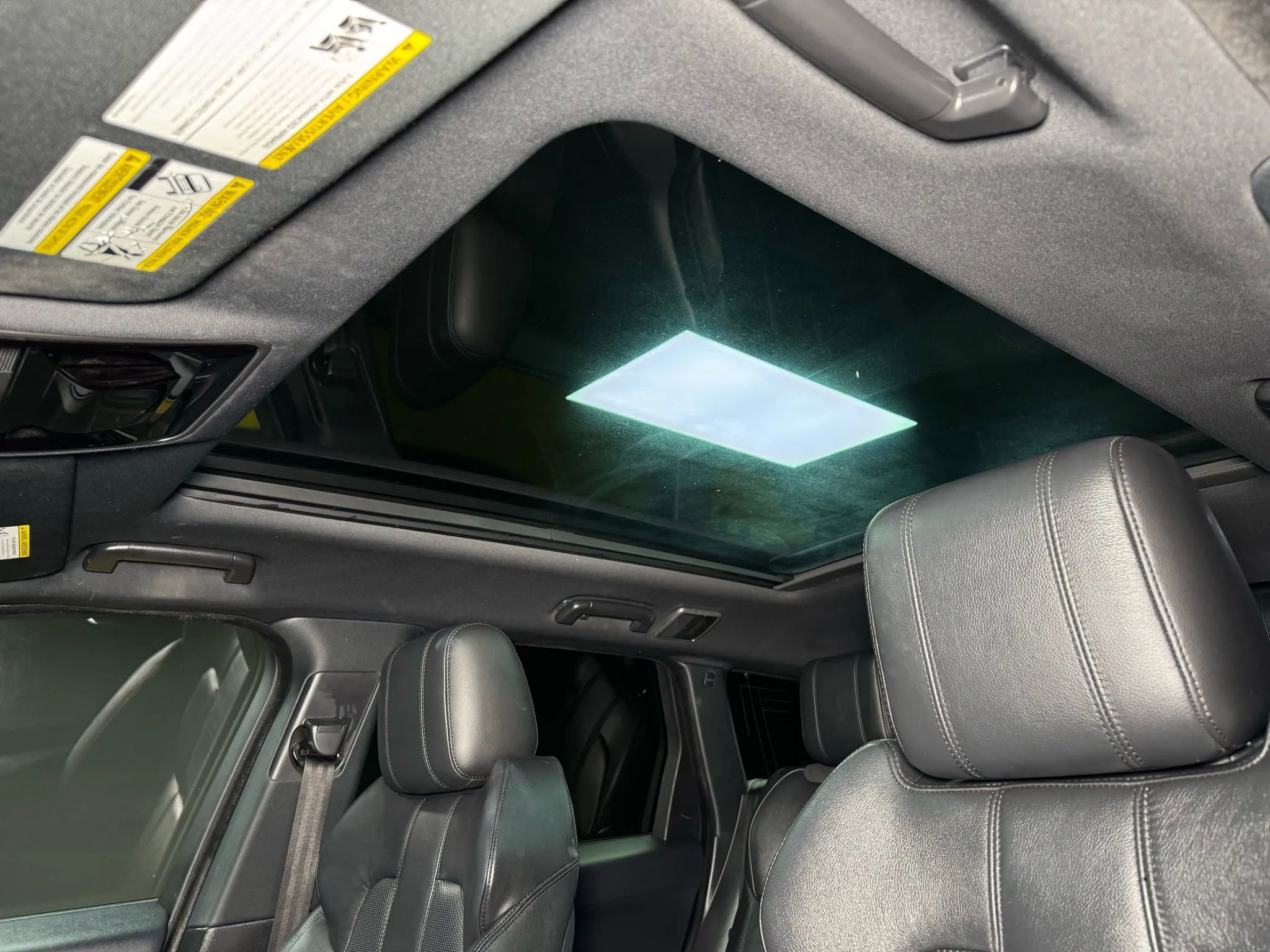 Used 2016 Land Rover Range Rover Sport SE image 42